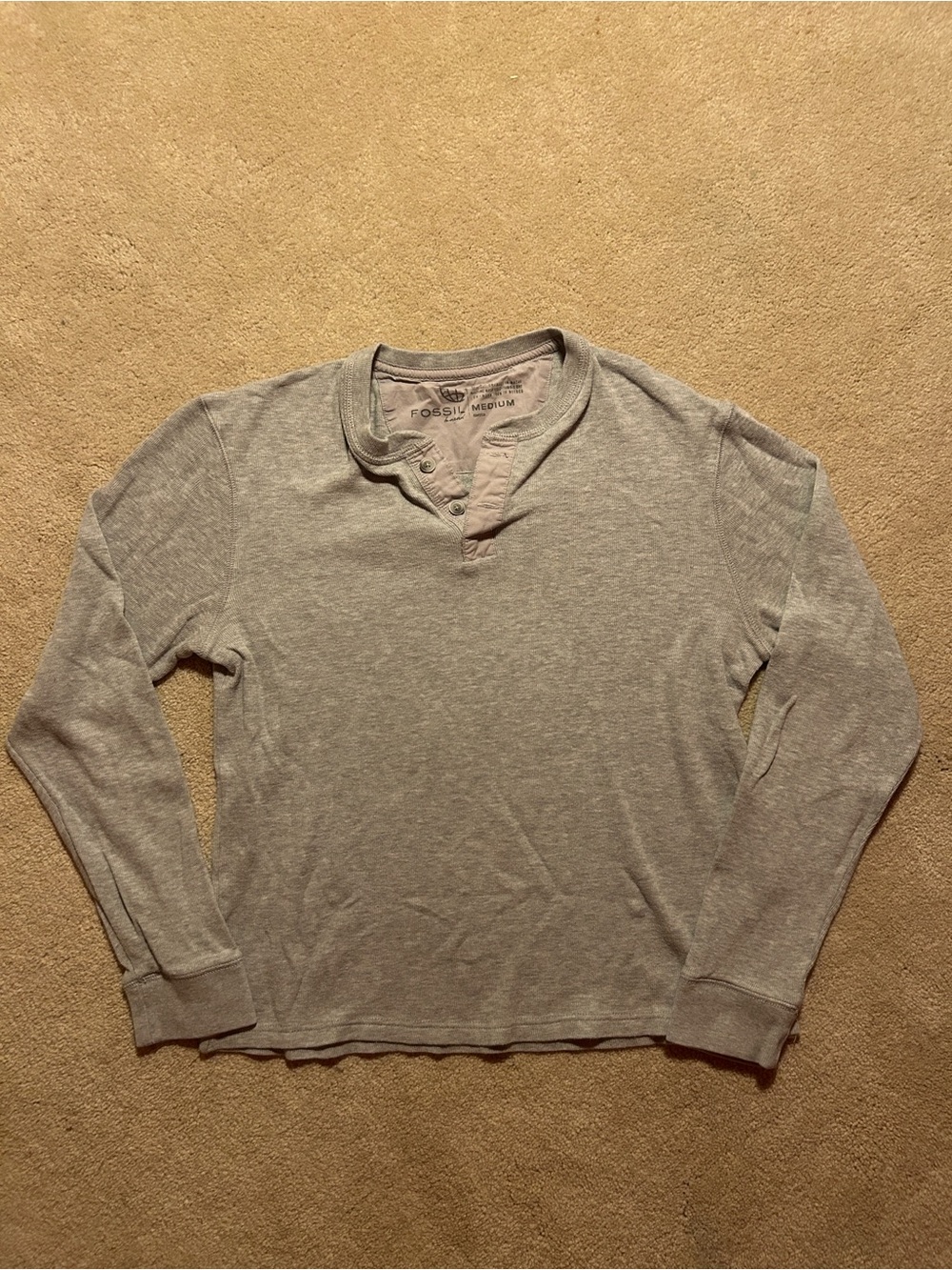 Fossil Men’s Long Sleeve Henley in Gray